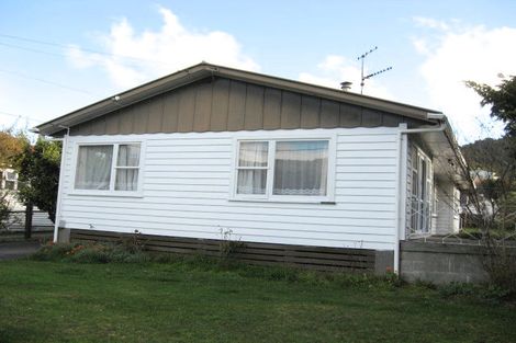 Photo of property in 58 Main Road, Wainuiomata, Lower Hutt, 5014