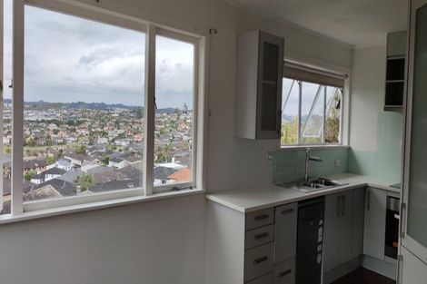 Photo of property in 602 East Coast Road, Pinehill, Auckland, 0630