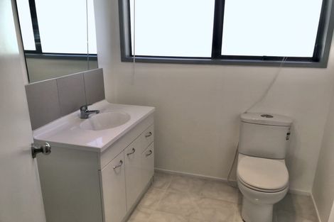 Photo of property in 123 Sykes Road, Weymouth, Auckland, 2103