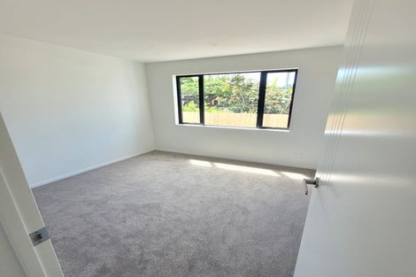 Photo of property in 76c Chartwell Avenue, Glenfield, Auckland, 0629