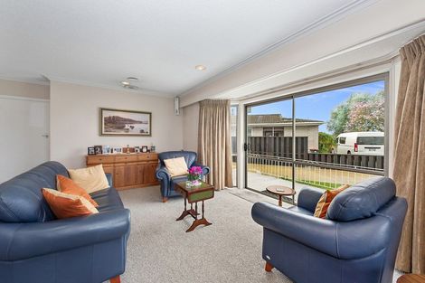 Photo of property in 80 Saint Andrews Terrace, St Andrews, Hamilton, 3200
