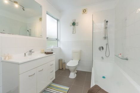 Photo of property in 422 Te Moana Road, Waikanae, 5036