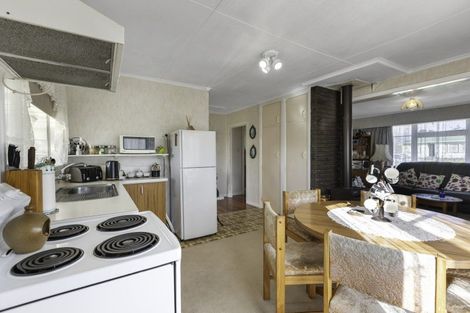 Photo of property in 120 Browne Street, Waitara, 4320