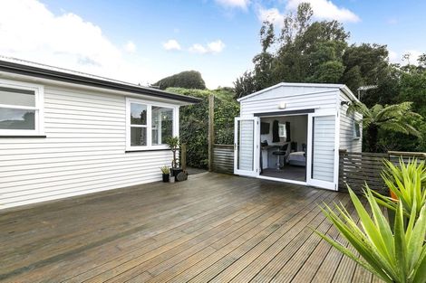 Photo of property in 31 Kiwi Crescent, Tawa, Wellington, 5028