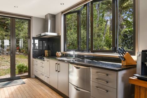 Photo of property in 132 Spencer Road, Lake Tarawera, Rotorua, 3076