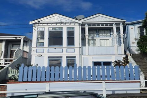 Photo of property in 9 Shannon Street, Mount Victoria, Wellington, 6011
