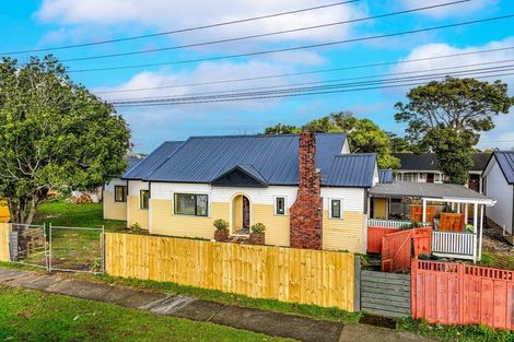 Photo of property in 37 Rosella Road, Mangere East, Auckland, 2024