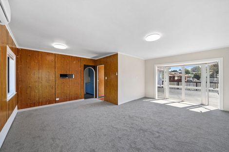 Photo of property in 6 Evelyn Street, Papatoetoe, Auckland, 2025
