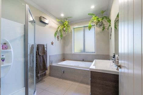 Photo of property in 47 Matua Grove, Otatara, Invercargill, 9879