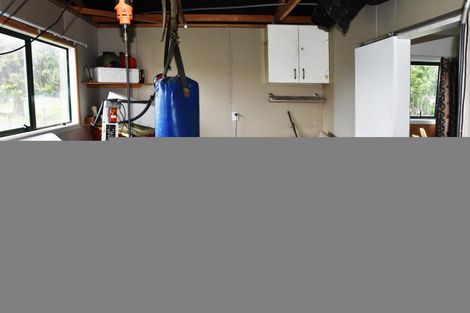 Photo of property in 37 Banks Street, Tolaga Bay, 4077