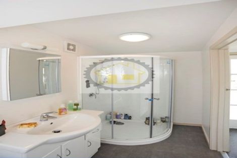 Photo of property in 141 Melbourne Street, South Dunedin, Dunedin, 9012