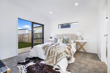 Photo of property in 2/35 Maggie Place, Chartwell, Hamilton, 3281