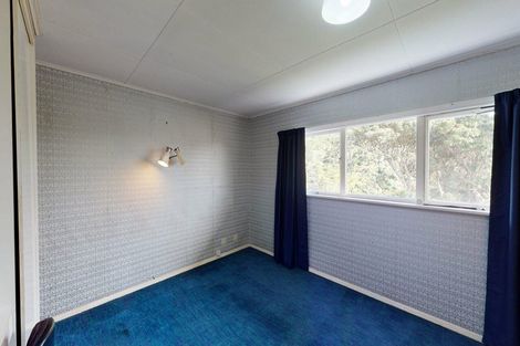 Photo of property in 42 Versailles Street, Karori, Wellington, 6012