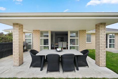 Photo of property in 22 Ladeira Place, Fitzroy, Hamilton, 3206