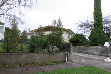 Photo of property in 3 Mahia Place, Kelvin Grove, Palmerston North, 4414