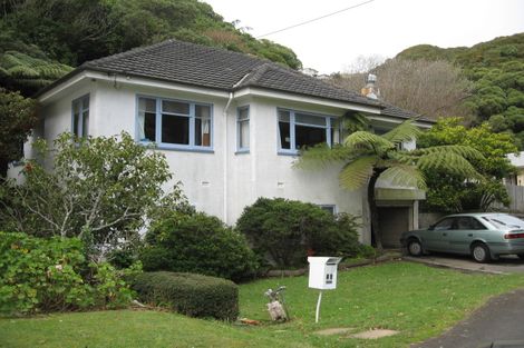 Photo of property in 2/43a Burrows Avenue, Karori, Wellington, 6012
