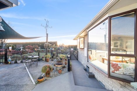 Photo of property in 104 Princess Street, Waitara, 4383
