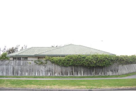 Photo of property in 2 Jacaranda Place, Greenmeadows, Napier, 4112