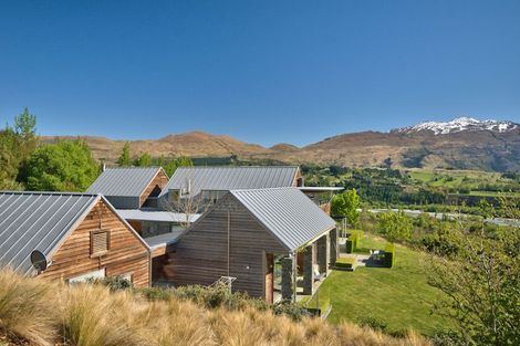Photo of property in 16 Beechwood Lane, Lower Shotover, Queenstown, 9371