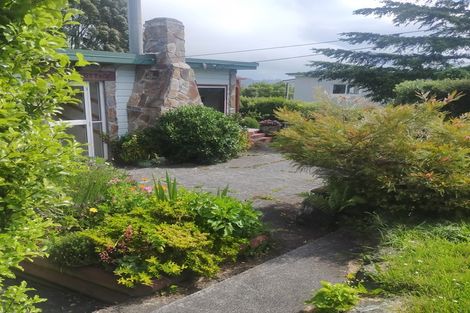 Photo of property in 26 Porterfield Street, Macandrew Bay, Dunedin, 9014