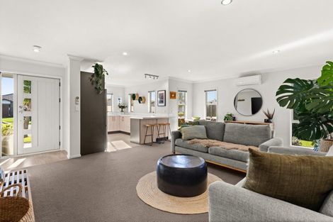 Photo of property in 4 Aoraki Road, Poraiti, Napier, 4112