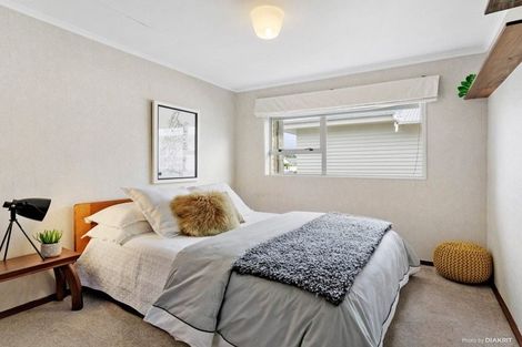 Photo of property in 73 Rotherham Terrace, Miramar, Wellington, 6022