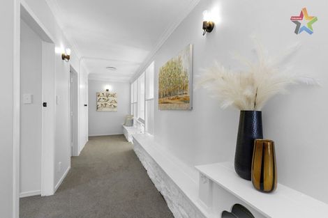 Photo of property in 84 Holborn Drive, Stokes Valley, Lower Hutt, 5019