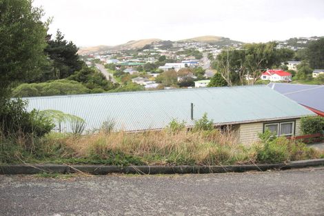 Photo of property in 3 Blandford Way, Newlands, Wellington, 6037