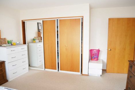 Photo of property in 2/170c Yaldhurst Road, Sockburn, Christchurch, 8042