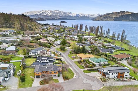Photo of property in 9 Norman Terrace, Wanaka, 9305
