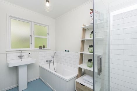 Photo of property in 31 Edgeware Road, Wilton, Wellington, 6012