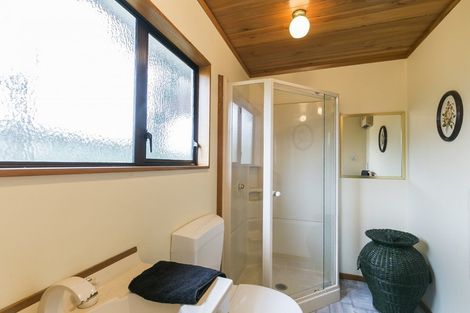 Photo of property in 8 Scorian Close, Karori, Wellington, 6012