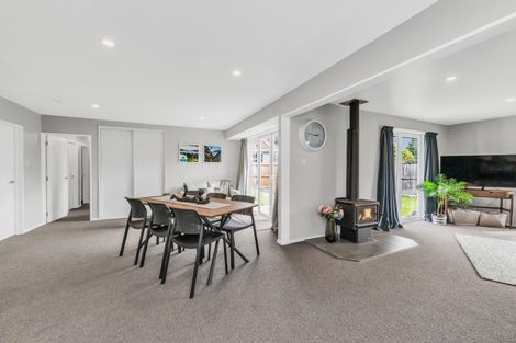 Photo of property in 15 Cross Street, Coalgate, 7673