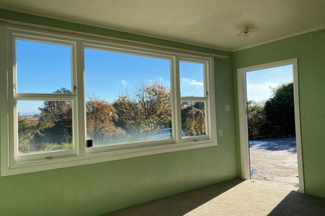 Photo of property in 413 Cashmere Road, Westmorland, Christchurch, 8025