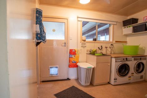 Photo of property in 50 Pitt Street, Raetihi, 4632