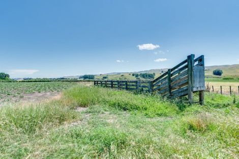 Photo of property in 48 Cohrs Road, Poukawa, Hastings, 4178