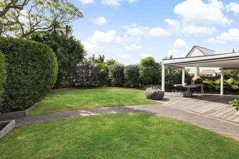 Photo of property in 14a Motuora Road, Manly, Whangaparaoa, 0930