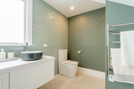 Photo of property in 5 Roosevelt Avenue, St Albans, Christchurch, 8014