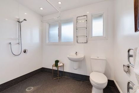 Photo of property in 333 Woodham Road, Wainoni, Christchurch, 8061