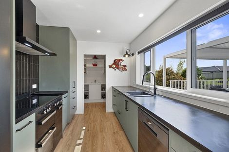 Photo of property in 37 Aratapu Street, Waitara, 4320