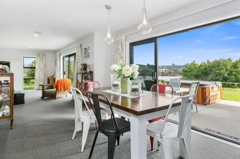 Photo of property in 28 North Bay Road, Pyes Pa, Tauranga, 3112