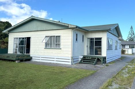 Photo of property in 22 Marsden Road, Greymouth, 7805