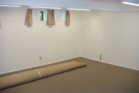 Photo of property in 20 Serwayne Place, Sunnyvale, Auckland, 0612