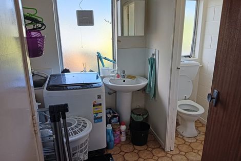 Photo of property in 30 Brixham Way, Newtown, Wellington, 6021