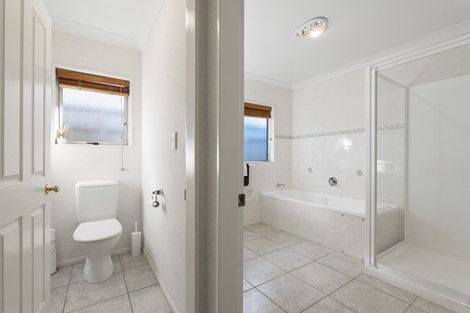 Photo of property in 13 Gleneagles Drive, Aongatete, Katikati, 3178