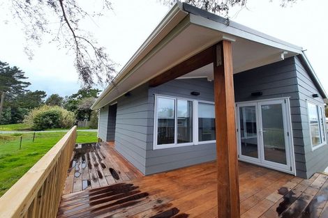 Photo of property in 25 Parakai Avenue, Parakai, 0830