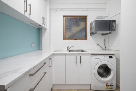 Photo of property in 3 Camwell Close, Bucklands Beach, Auckland, 2012