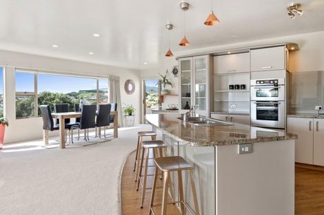 Photo of property in 53 Homestead Place, Welcome Bay, Tauranga, 3112