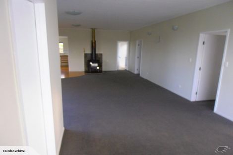 Photo of property in 92 Tiri Road, Tindalls Beach, Whangaparaoa, 0930