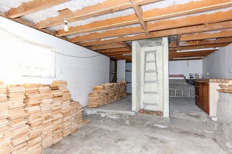 Photo of property in 9 Sardinha Place, Marfell, New Plymouth, 4310